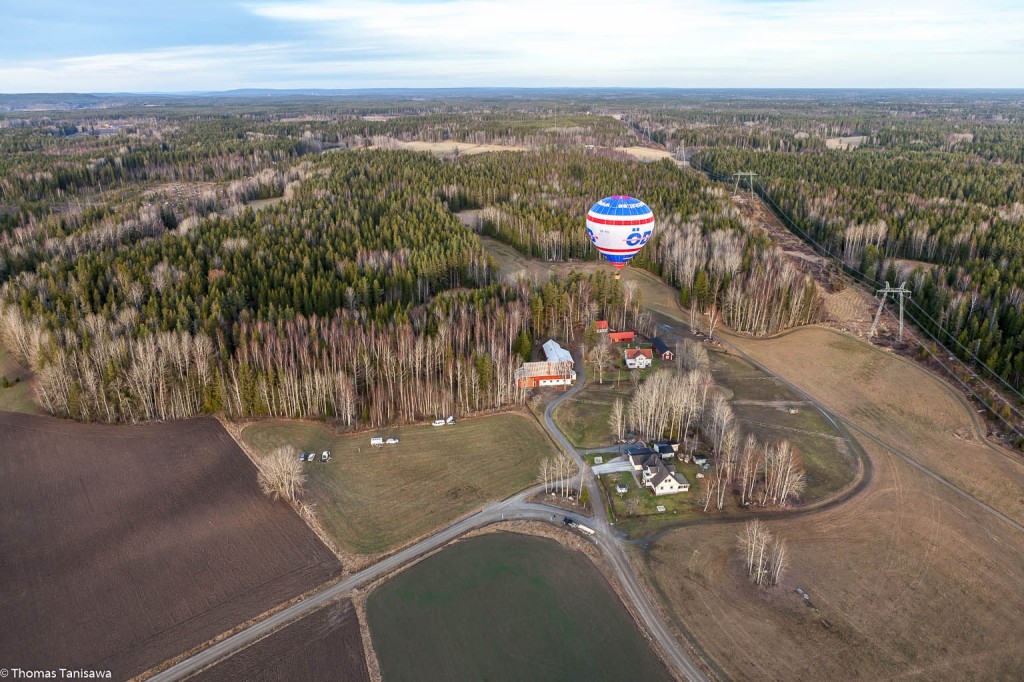 Both balloons in the air