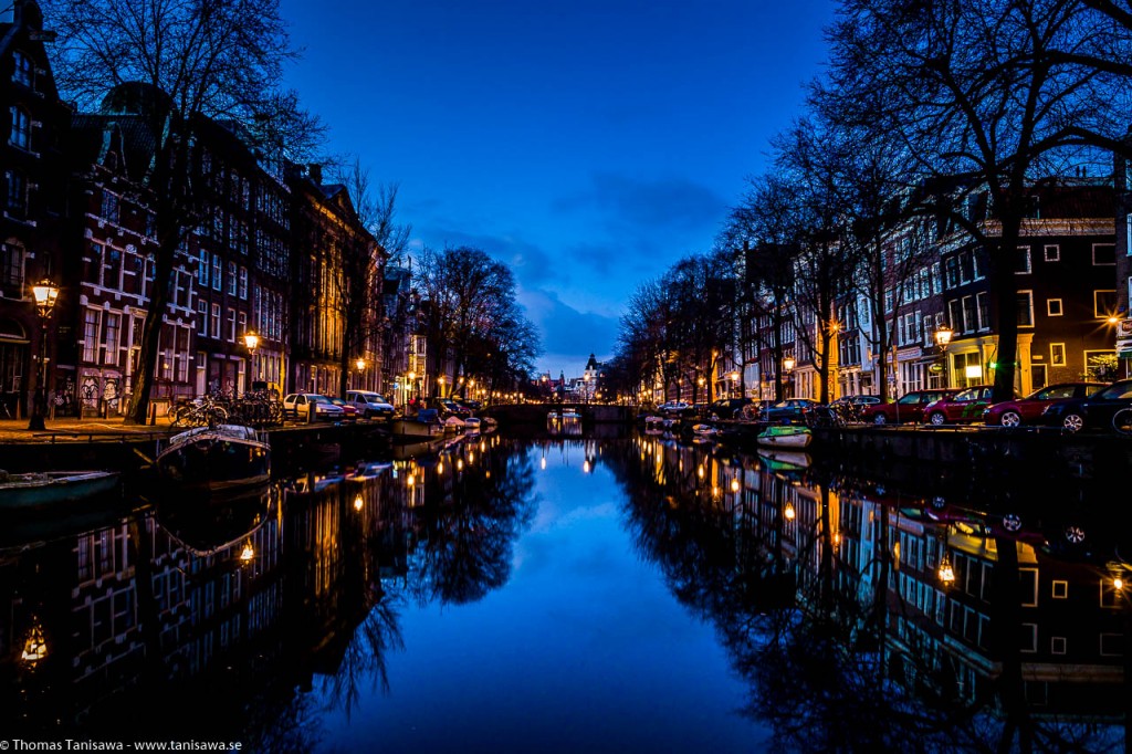 amsterdam canal at night